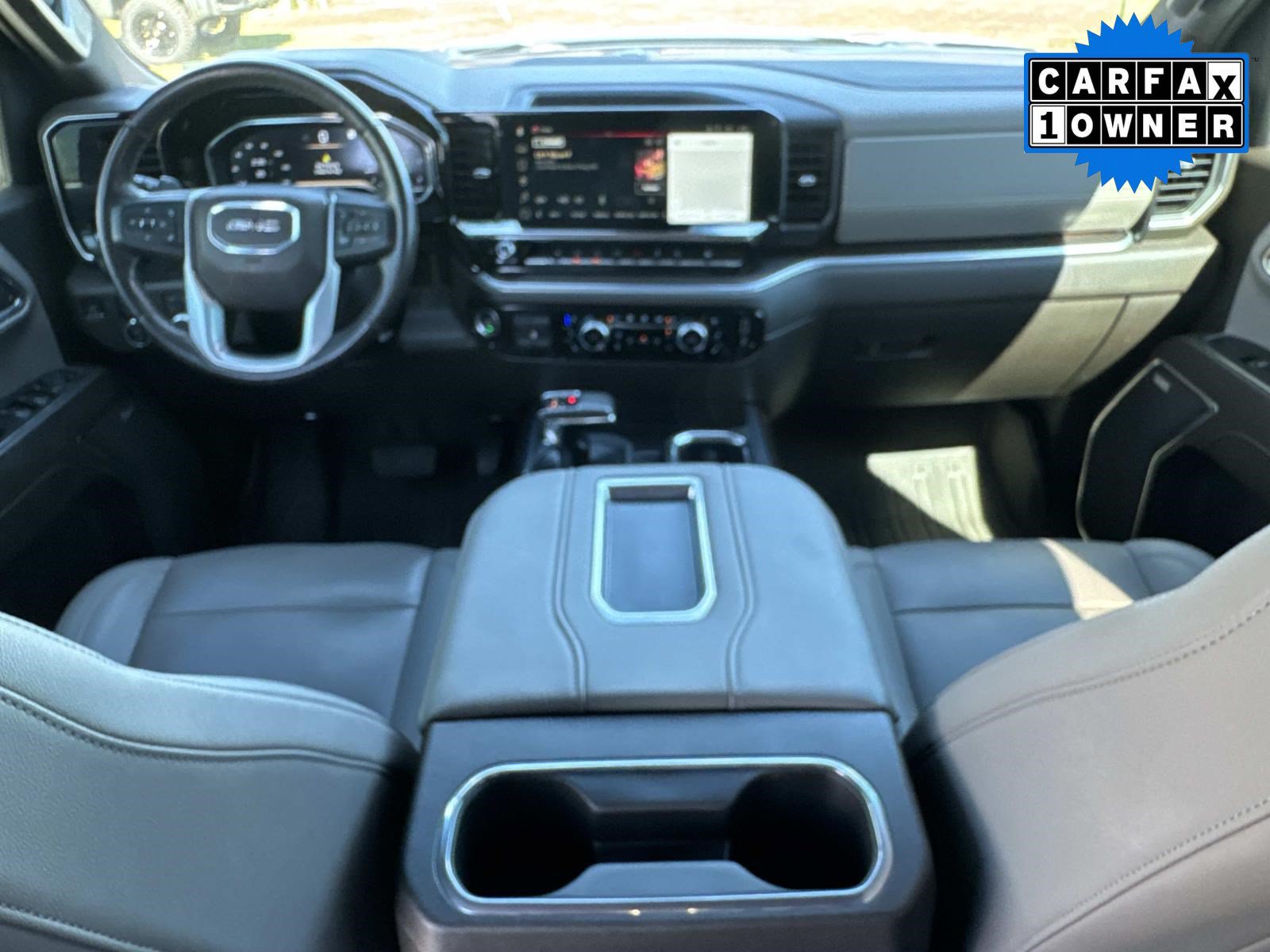 Used 2022 GMC Sierra 1500 SLT w/ SLT Premium Plus Package AWD/4WD image 20