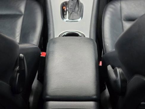 Used 2006 Mercedes-Benz C 230 Sedan image 21