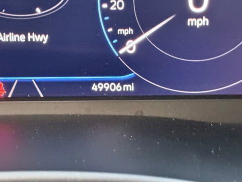 Used 2021 Volkswagen Atlas Cross Sport SEL R-Line image 17