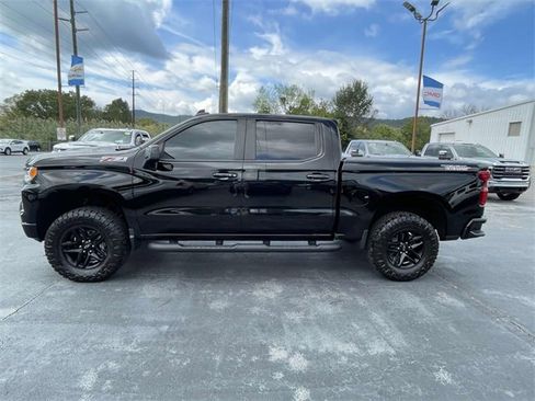 Used 2023 Chevrolet Silverado 1500 LT Trail Boss w/ Protection Package image 2