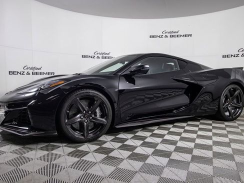 Used 2023 Chevrolet Corvette Z06 image 7