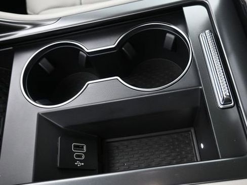 New 2026 Lincoln Nautilus Premier w/ Equipment Group 102A image 23