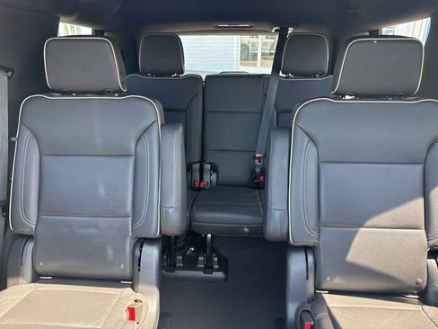 Certified 2022 Chevrolet Tahoe Premier AWD/4WD image 28
