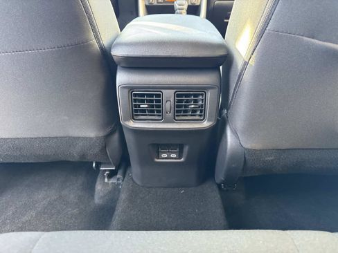 Used 2025 Toyota RAV4 XLE image 30