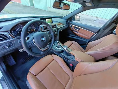 Used 2017 BMW 330i xDrive Wagon image 33