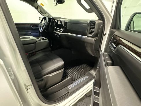 Used 2025 GMC Sierra 1500 Elevation AWD/4WD image 28