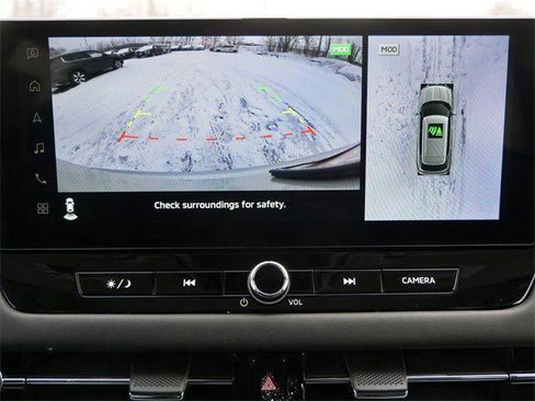 New 2025 Mitsubishi Outlander SE image 9