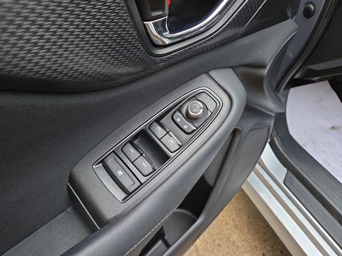 Used 2021 Subaru Legacy Premium image 16