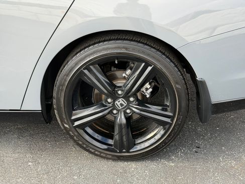 Used 2024 Honda Accord Sport image 35