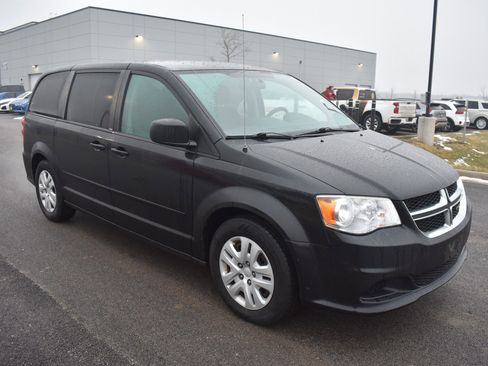 Used 2013 Dodge Grand Caravan SE image 10