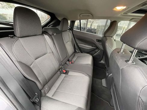 Used 2024 Subaru Crosstrek 2.0i Premium image 18