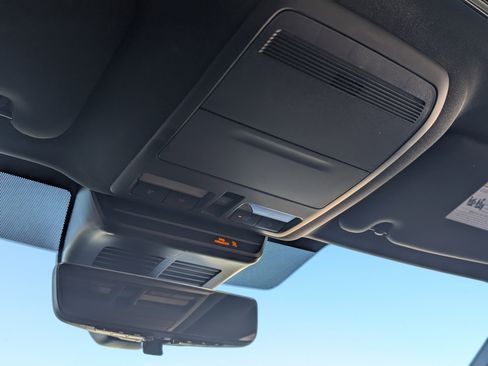 Used 2025 MAZDA CX-70 3.3 Turbo S w/ Premium Plus image 37