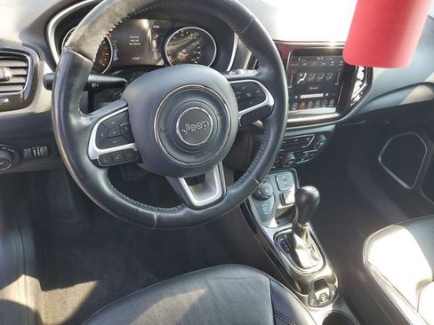 Used 2019 Jeep Compass Limited AWD/4WD image 12
