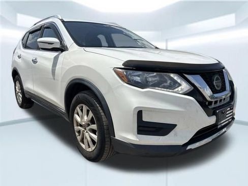 Used 2018 Nissan Rogue SV AWD/4WD image 3