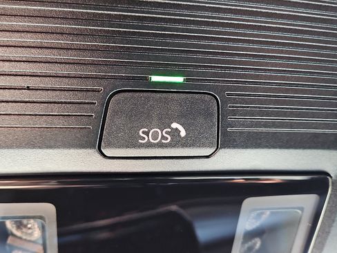 New 2026 Volkswagen Golf w/ Euro Style Package image 20