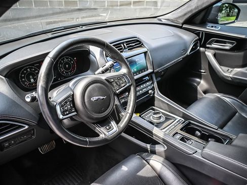 Used 2019 Jaguar F-PACE R-Sport AWD/4WD image 9