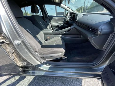 Certified 2025 Hyundai Elantra Sport FWD image 7