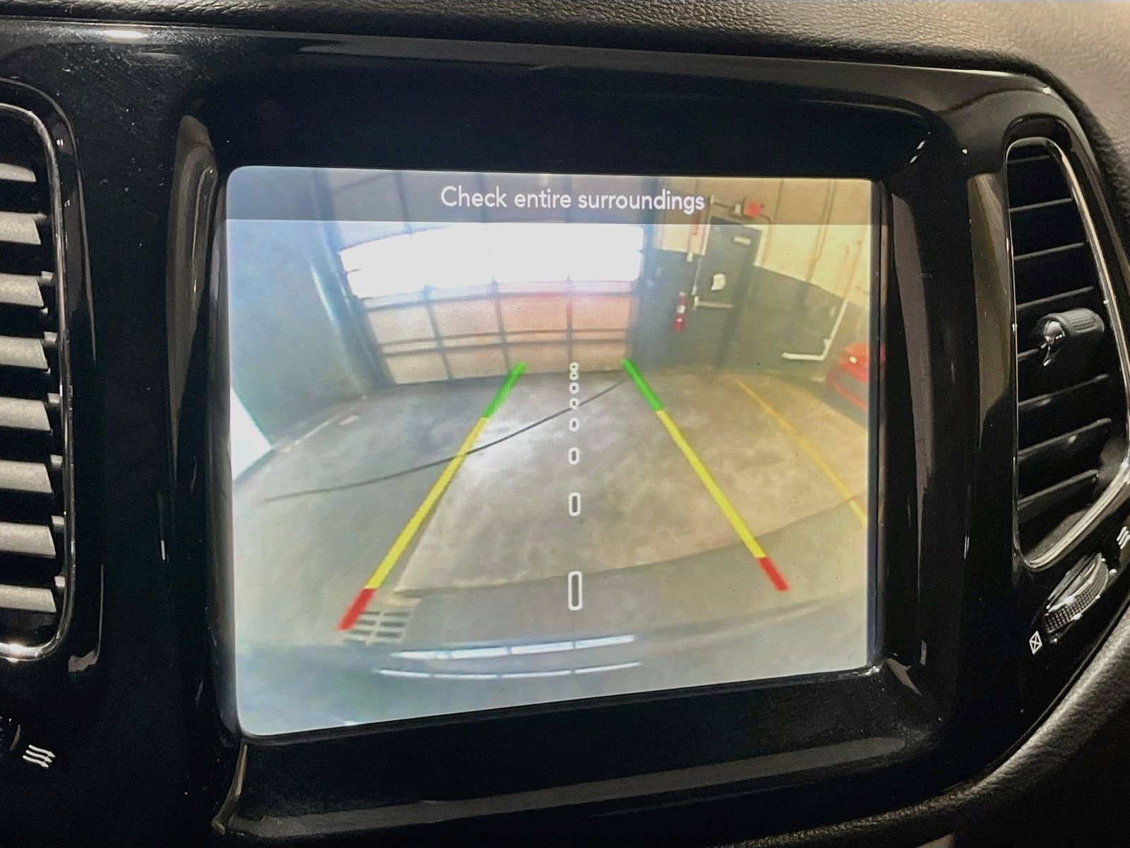 Used 2019 Jeep Compass Limited w/ Safety & Security Group AWD/4WD image 13