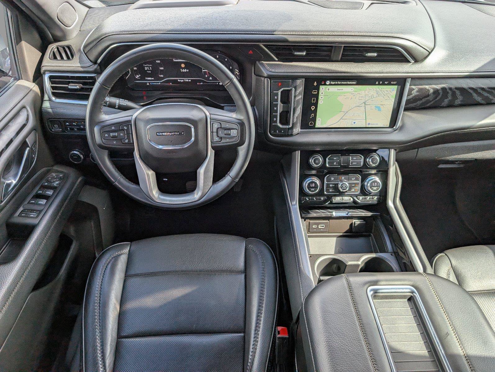 Used 2023 GMC Yukon Denali RWD image 33