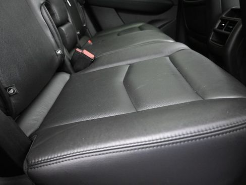 Used 2019 Cadillac XT5 Luxury FWD image 22