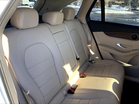 Certified 2022 Mercedes-Benz GLC 300 4MATIC image 21