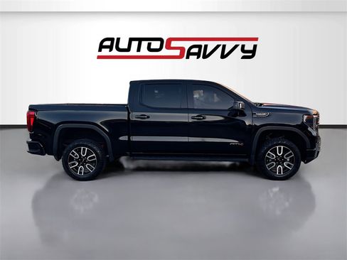 Used 2024 GMC Sierra 1500 AT4 w/ Technology Package image 7