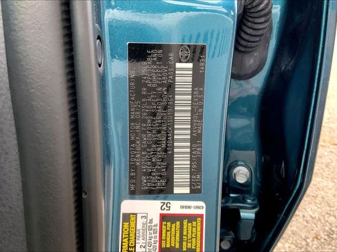 Used 2025 Toyota Camry SE FWD image 70