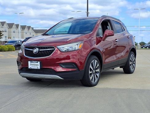 Used 2021 Buick Encore Preferred w/ Safety Package II image 3