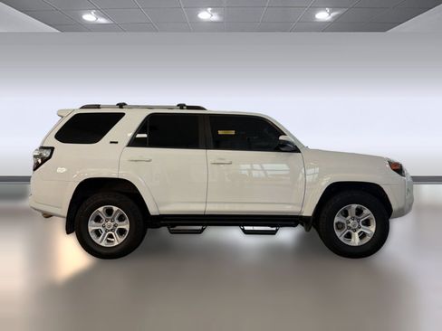 Used 2021 Toyota 4Runner SR5 AWD/4WD image 8