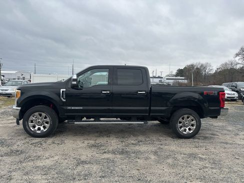 Used 2017 Ford F250 Lariat w/ Lariat Ultimate Package image 2