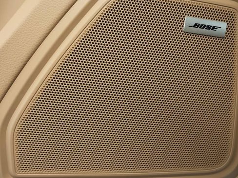 New 2025 Porsche Macan image 31