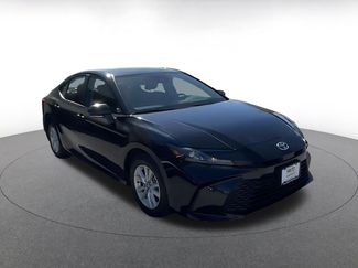 Used 2025 Toyota Camry LE video 2