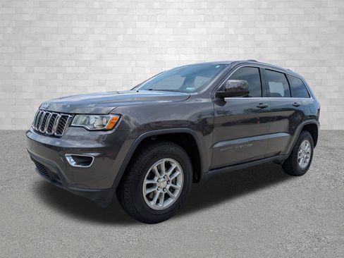 Used 2018 Jeep Grand Cherokee Laredo RWD image 5