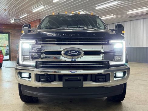 Used 2017 Ford F350 Lariat w/ Lariat Ultimate Package AWD/4WD image 3