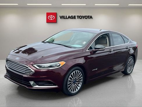 Used 2018 Ford Fusion SE w/ Equipment Group 602A FWD image 1