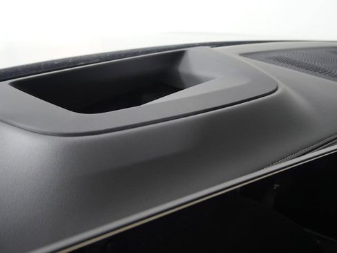 Used 2026 BMW X7 M60i image 21