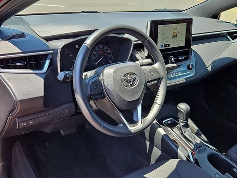 Used 2023 Toyota Corolla SE FWD image 25