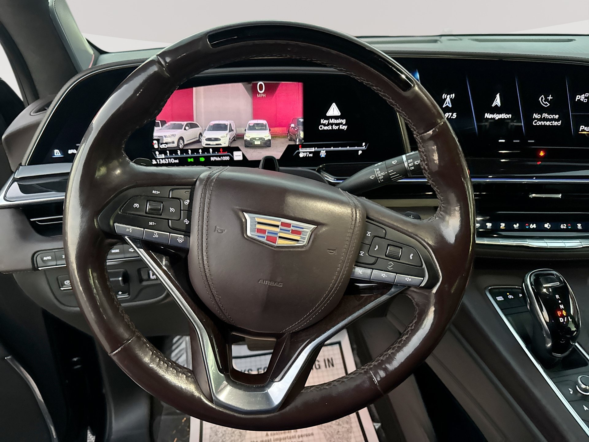 Used 2022 Cadillac Escalade ESV Premium Luxury Platinum AWD/4WD image 11