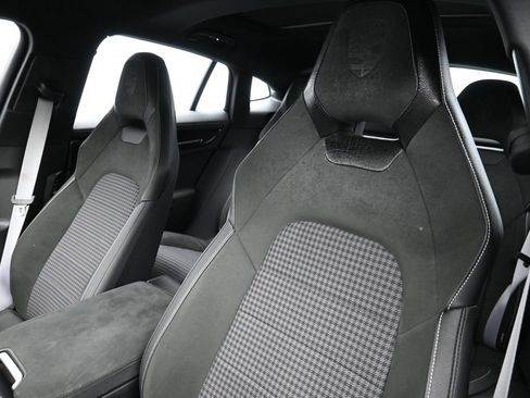Certified 2025 Porsche Panamera 4 E-Hybrid AWD/4WD image 5