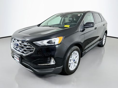 Used 2021 Ford Edge SEL w/ Convenience Package FWD image 3