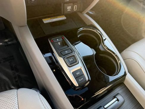 Used 2020 Honda Pilot Elite image 17