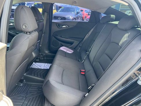 Used 2022 Chevrolet Malibu LS FWD image 24