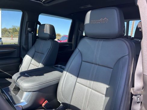 Used 2024 Chevrolet Silverado 2500 High Country w/ High Country Premium Package image 21