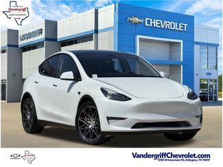 Used 2022 Tesla Model Y Long Range video 1