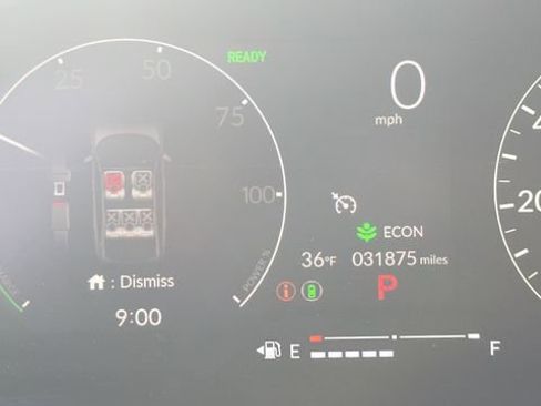 Used 2025 Honda Civic Sport image 26