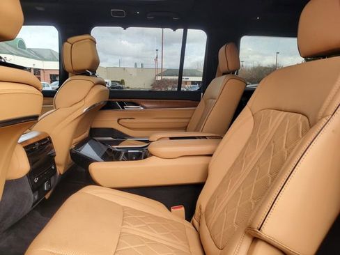 Used 2024 Jeep Grand Wagoneer L Series III w/ HD Trailer Tow Package image 33