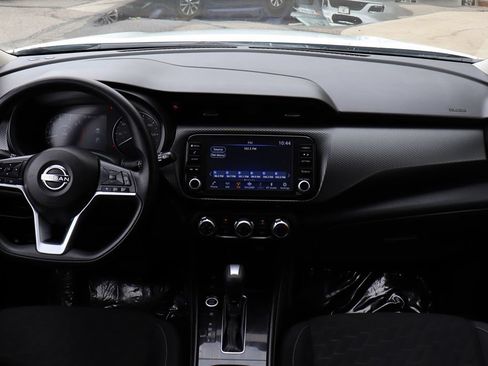 Used 2023 Nissan Kicks SV FWD image 32