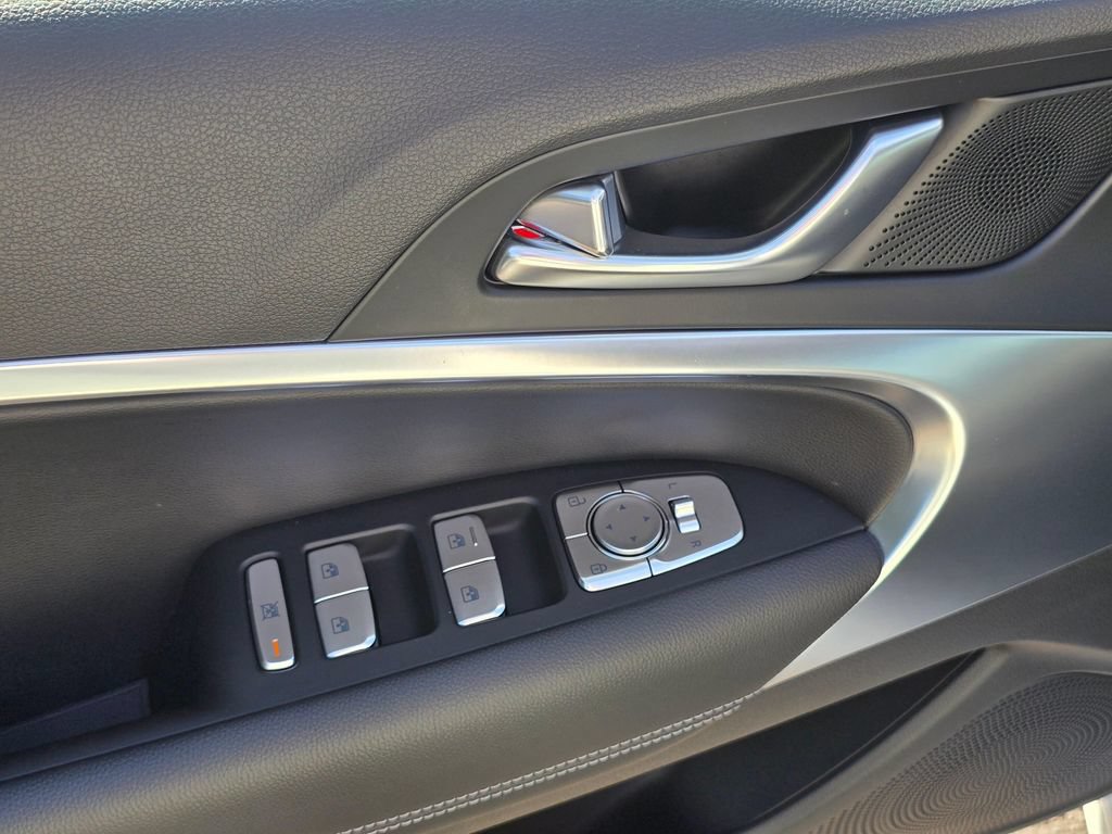 Used 2026 Genesis G70 2.5T AWD/4WD image 22