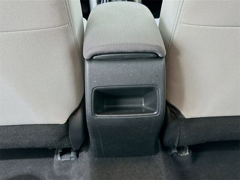 Used 2020 Toyota Corolla L image 24