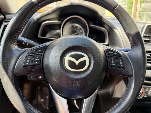 Used 2014 MAZDA MAZDA3 i Touring w/ Moonroof Package 1 FWD image 34